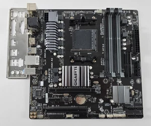 Gigabyte GA-78LMT-USB3 R2 AMD Mainboard Micro-ATX Sockel AM3+ - Bild 1 von 2