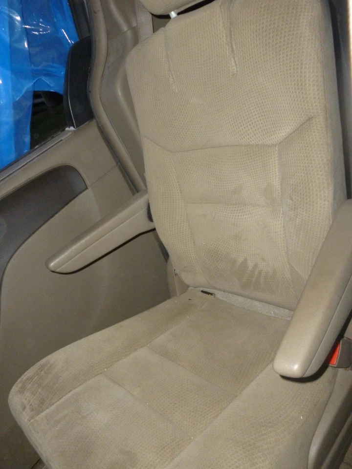 Asiento lado pasajero segunda fila tela bronceada Dodge Grand Caravan Chrysler Town & Counter Foto 1 de 3