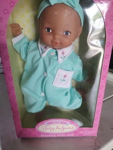 Baby I'm Yours Sitzsack Baby Puppe 13 Zoll, (2001) Neu. Karton hat einige Gebrauchsspuren. Bitte - Bild 1 von 3