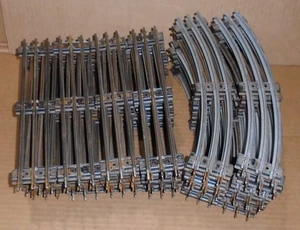 ^ Lionel O Gauge _ Lot of "(42) 3-Rail Metal O Gauge Track Sections" - Picture 1 of 11