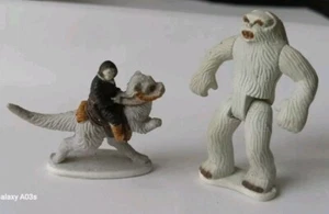 Star Wars Micro Machines Action Fleet Hoth Wampa Monster & Han Solo on Taun Taun - Picture 1 of 2