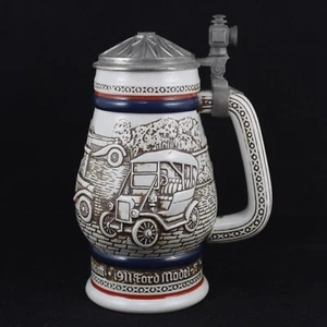 AVON Vintage Jarra de Cerveza Stein Ceramica COCHES CLASICOS Ceramarte Año 1982 - Imagen 1 de 9