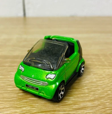 Smart Fortwo Coupe Cabrio Convertible Green Black MB561 2009 Metro Rides - Image 1 of 4