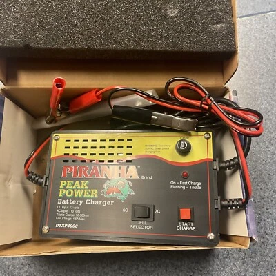 DURATRAX PIRANHA R/C AC/DC PEAK POWER BATTERY CHARGER - Image 1 of 4
