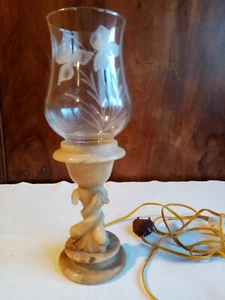 Ancienne lampe pied en albatre,globe verre gravé - Photo 1/5