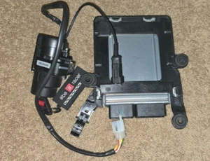Aprilia RSV4 1100 V4 21+ Computer Brainbox Module with Ignition Switch - Picture 1 of 9