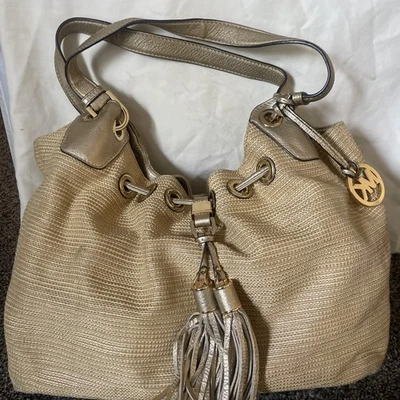 MICHAEL KORS MARINA LARGE GOLD SUMMER SHOULDER SATCHEL BUCKET TOTE BAG - Image 1 of 4
