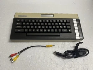 Atari 600XL Computer 64k Ram,  AV mod And led mod - Afbeelding 1 van 19