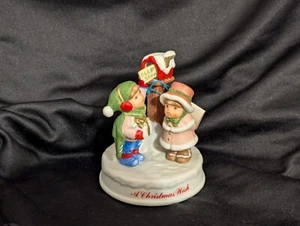 Wallace Berrie "A Christmas Wish" Holiday Figurine, #4537, 5" - PRE-OWNED - Picture 1 of 8