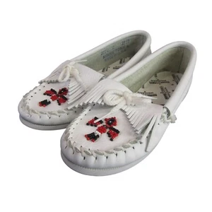 Minnetonka Mokassins Perlen Leder Schuhe Mädchen Größe 2 Thunderbird Perlen Flats - Bild 1 von 9