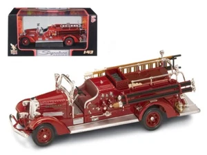 1938 Ahrens Fox VC Fire Engine Red 1/43 Diecast Model by Road Signature - Picture 1 of 3