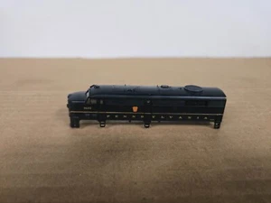K Life Like 7931 FB1 Loco Shell Only  PRR Pennsylvania N Scale - Picture 1 of 6