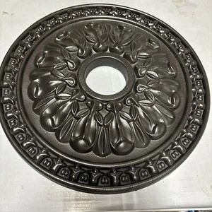 Ekena Millwork CM18WABLF Warsaw Ceiling Medallion, 18"OD x 3 1/2"ID x 1 3/8"P, H - Picture 1 of 16