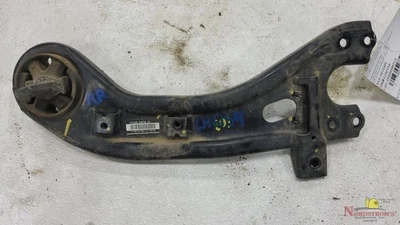 2019 Hyundai Santa Fe Rear Lower Trailing Arm Right - Imagem 1 de 4