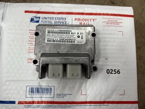 02-04 Jeep Grand Cherokee WJ Safety Restraint Module 68290966AA - Picture 1 of 5