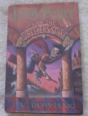 HARRY POTTER & THE SORCERER'S STONE 1st American Edition 1st Printing BCE HCDJ Foto 1 de 4