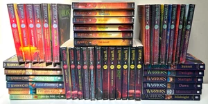 Lot of 42 Warrior Cats Book Set Warriors Books by Erin Hunter - Imagen 1 de 8