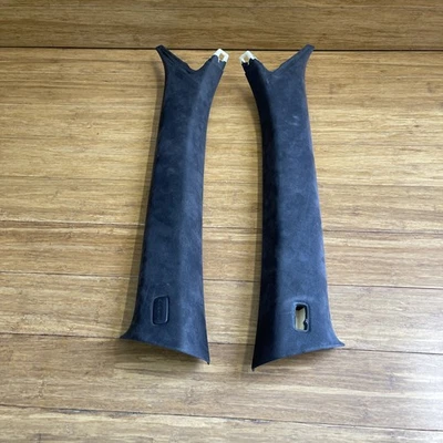 Cubierta de cuarto de pilar delantero derecho e izquierdo Alcantara OEM 2012-2018 Audi RS7 Foto 1 de 4