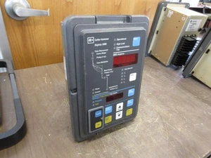 Cutler-Hammer Digitrip 3000 66D2005G21 Usado - Imagen 1 de 8