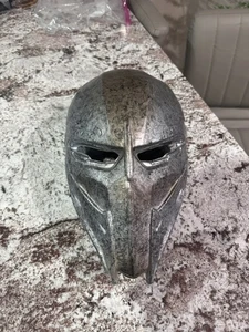 SDCC 2025 Exclusive Predator Badlands Hall H Plastic Predator Mask - Picture 1 of 3