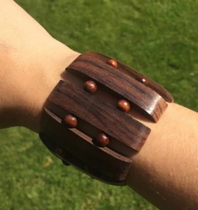 Wooden Panel & Bead Bracelet Sono Wood Elasticated FairTrade Handmade - Picture 1 of 3