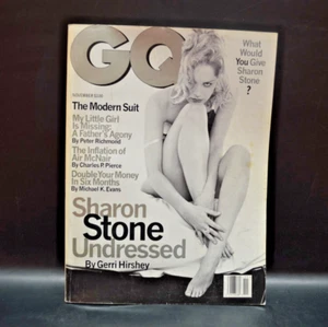 1995 NOVEMBER GQ MAGAZINE - SHARON STONE ➗ - Picture 1 of 3