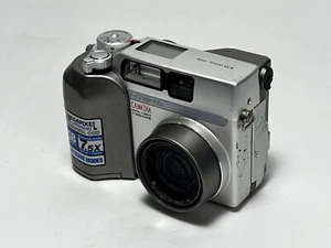 Olympus C-3020 Zoom 3.2MP Digital Camera Metallic Silver Tested Works - Picture 1 of 2