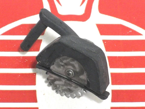 SPAWN Weapon THE FREAK Circular Saw McFarlane Original Figure Accessory Cover