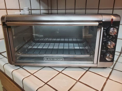 BLACK+DECKER TO3250XSB Extra Wide 8 Slice Convection Toaster Oven - Image 1 of 4