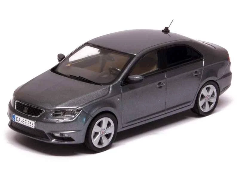 1/43 SEAT TOLEDO 2013 FISCHER EXTREMELY RARE - Immagine 1 di 1