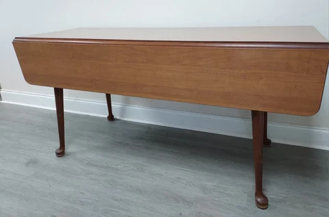 Rock Port Dining Table With Drop Leafs Cover