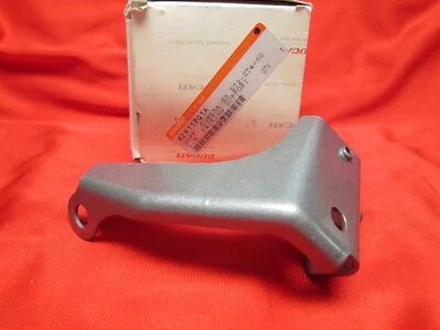 Soporte carenado izquierdo Ducati ST2 ST4 nuevo OEM 82911701A Foto 1 de 4