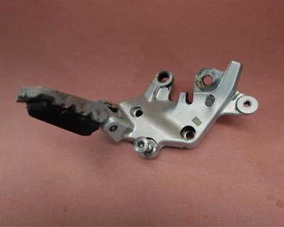 Clavija reposapiés delantero izquierdo Ducati Multistrada 1200 1200S 2010-2019 Foto 1 de 4