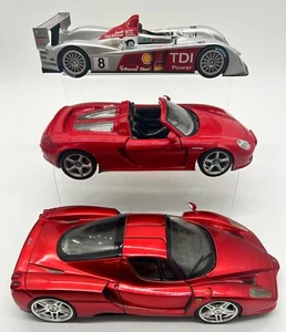 Audi, Porsche, Ferrari Diecast Cars 1/18 Scale Model - #1008 - Picture 1 of 12