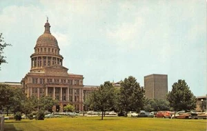 Austin, TX Texas State Capitol & Westgate High Rise Apartments um 1960 Postkarte - Bild 1 von 2