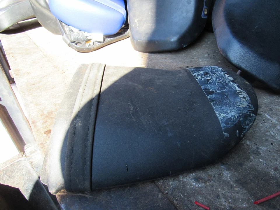 Suzuki GSF400 1991 Bandit asiento trasero Foto 1 de 1