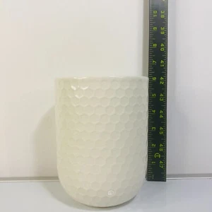 Contenedor con soporte para utensilios y bote blanco en relieve panal de abeja THL de 6 pulgadas - Imagen 1 de 4
