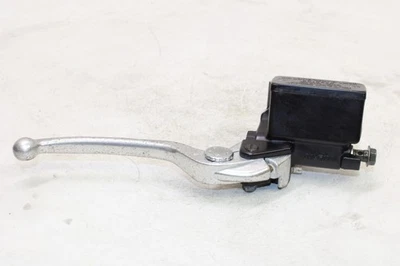 2006 Suzuki SV650 OEM Front Master com alavanca - Imagem 1 de 4