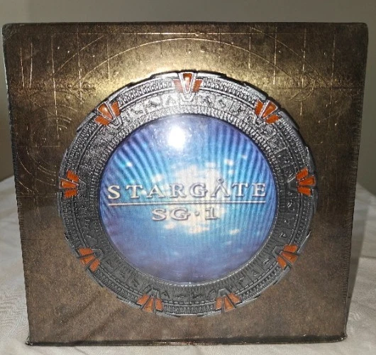 Stargate SG-1 - The Complete Series Collection (DVD, 2007, 54-Disc Set, Metal... - Image 1 of 4