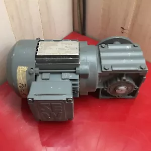 Gear motor sew-eurodrive WAF20DT71D6TH gear motor - Picture 1 of 3