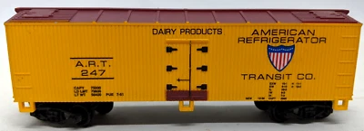 Life-Like HO: ART #247 AMERICAN REFRIGERATOR TRANSIT. YELLOW REEFER BOXCAR VTG - Image 1 of 4