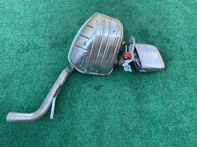 Silenciador de escape trasero derecho del lado del pasajero Porsche Panamera 2014-2016 3,6 L OEM Foto 1 de 4