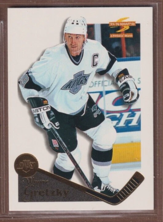 1995-96 Summit #24 Wayne Gretzky - Los Angeles Kings - 534 -🔥🏒🔥 - Image 1 of 1