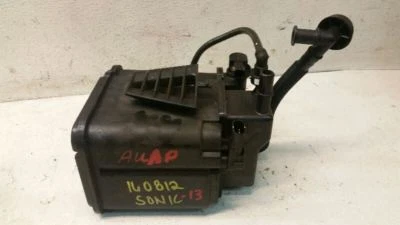 Bote de vapor de combustible de 1,8 L para Chevrolet Sonic LT 2014 hatchback Foto 1 de 4