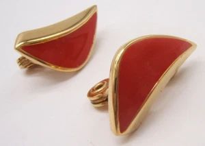 VTG MONET GOLD TONE & RED ENAMEL CLIP EARRINGS - Picture 1 of 4