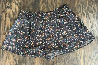 Pantalones Cortos Estilo Bohemio Floral Exuberantes Para Mujer Talla Pequeña Foto 1 de 4