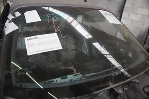 Local Pickup! Front Windshield Window Glass 99654190101 Porsche 911 996 1999-01 - Picture 1 of 2