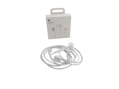 Apple EarPods Headphones USB-C Plug Wired Headset Ear Buds MTJY3AM/A Original,, - Image 1 of 4