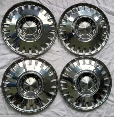 Lote de 4 tapacubos tapacubos tapacubos Dodge Dart 1963-1964 OEM 13" Foto 1 de 4