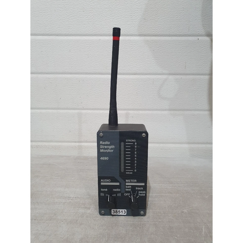 4690 Radio Strength Monitor Black & Grey LED Indicator Handheld Battery Operated - Image 1 of 4